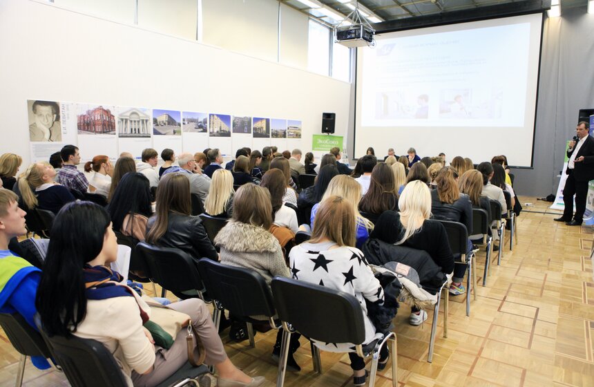 В ЦДХ открылся международный фестиваль "Зодчество" 21 фото