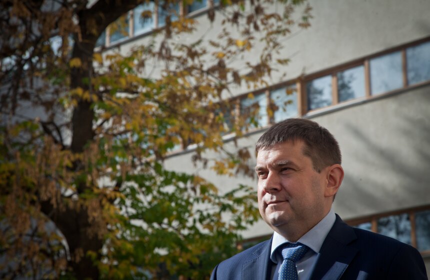 Как проходит реконструкция "Дома-коммуны" 11 фото