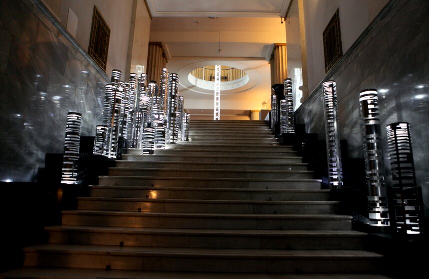 В Москве открылась выставка "Интервенция" 2 фото