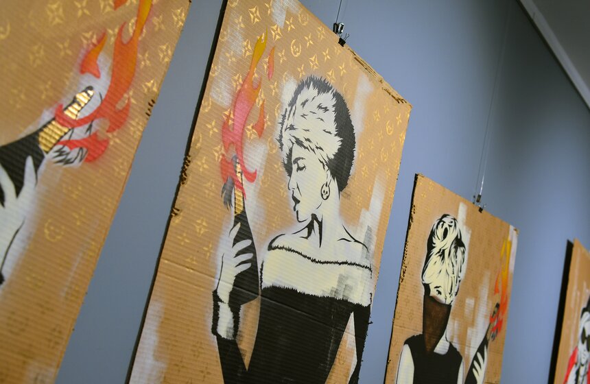 Первая выставка бельгийского стрит-арт художника Monk в столице 14 фото