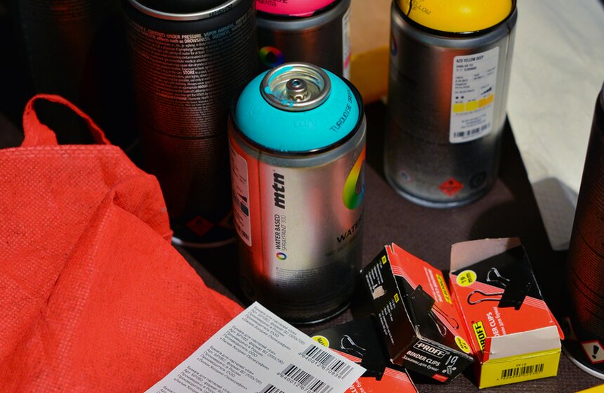 Первая выставка бельгийского стрит-арт художника Monk в столице 10 фото