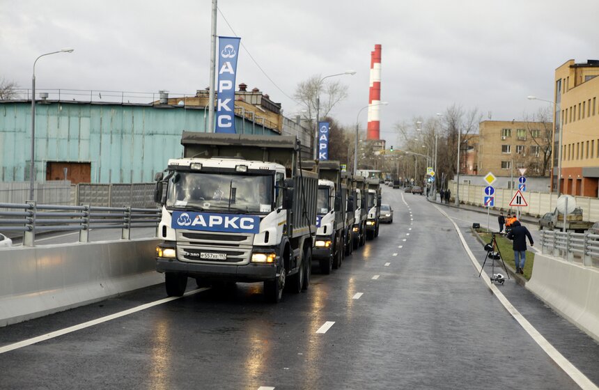 Сергей Собянин открыл путепровод и тоннель на Люблинской улице 14 фото