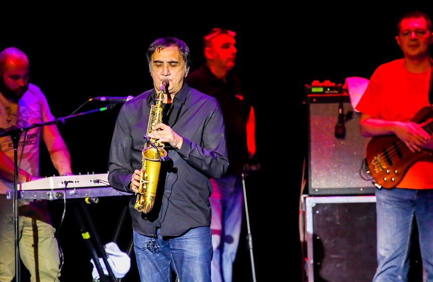 Эмир Кустурица выступил в "Крокус Сити Холле" со своим оркестром 12 фото