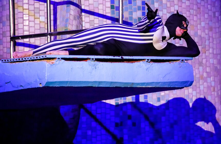 В "Олимпийском" прошла новогодняя елка на воде 13 фото