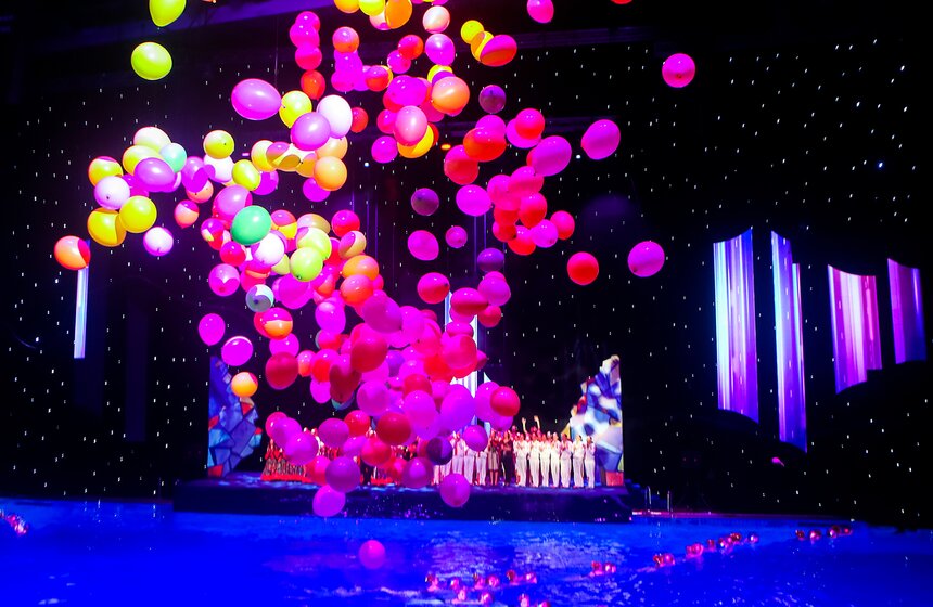 Состоялось шоу олимпийских чемпионов по синхронному плаванию 35 фото