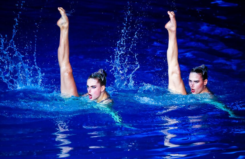 Состоялось шоу олимпийских чемпионов по синхронному плаванию 10 фото