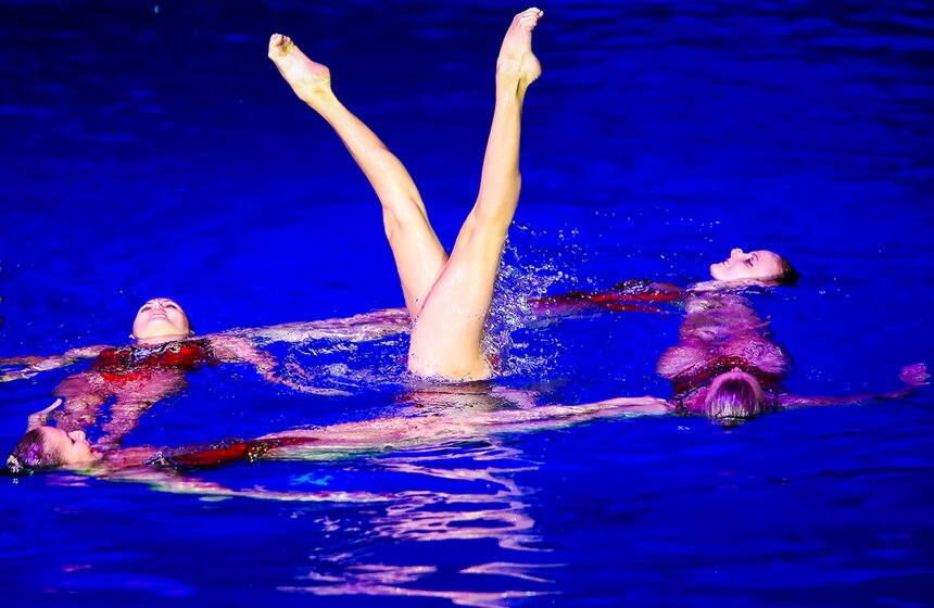 Состоялось шоу олимпийских чемпионов по синхронному плаванию 25 фото