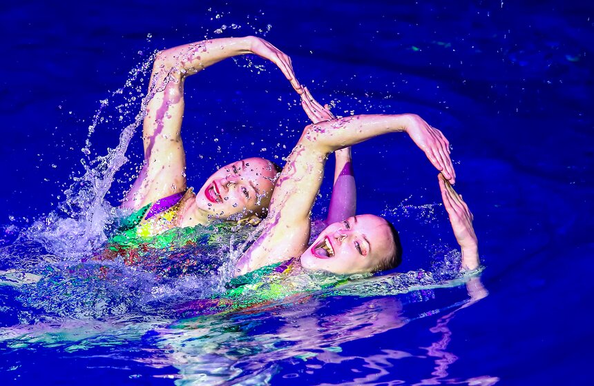 Состоялось шоу олимпийских чемпионов по синхронному плаванию 19 фото