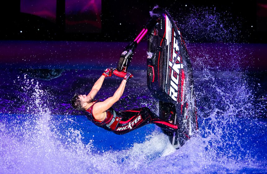 Состоялось шоу олимпийских чемпионов по синхронному плаванию 24 фото