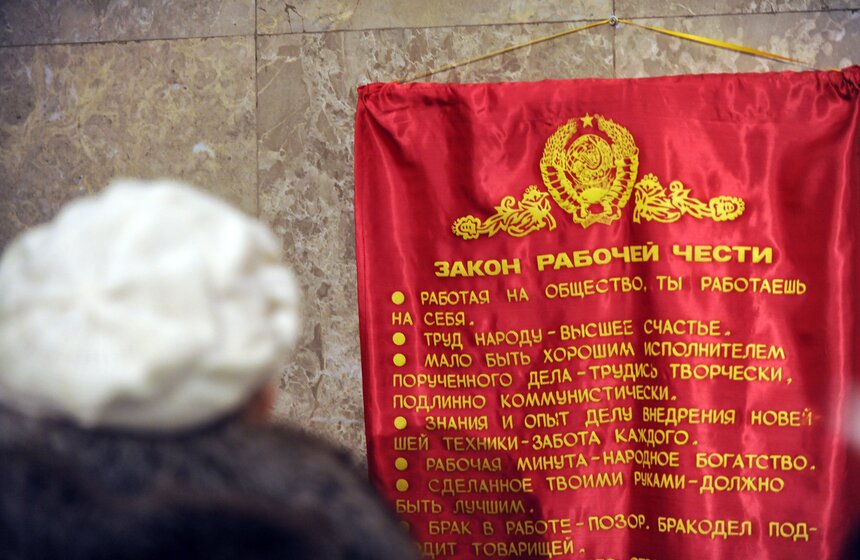 На станции "Выставочная" открылась техническая библиотека 14 фото