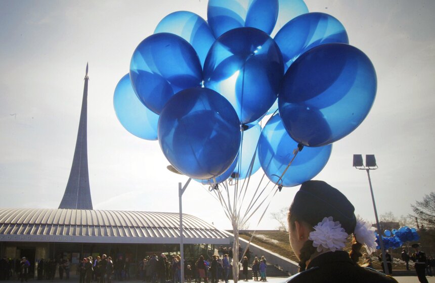В Музее космонавтики прошли торжества к 50-летию выхода первого человека в открытый космос.<br /><br />Фото: m24.ru/Владимир Яроцкий