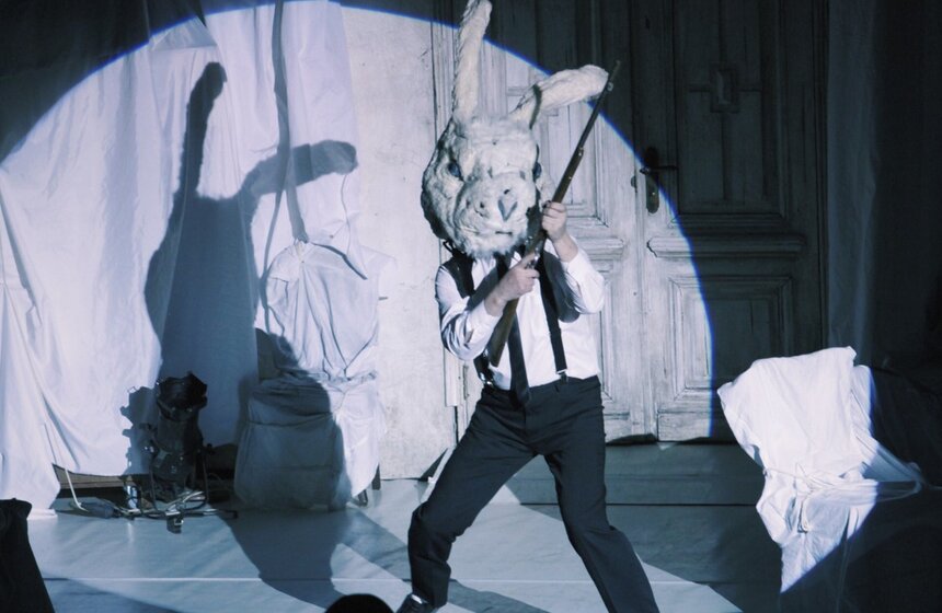 В рамках национальной премии "Золотая маска" прошел показал спектакль театра имени Товстоногова - "Алиса".<br /><br />Фото: m24.ru/ Владимир Яроцкий