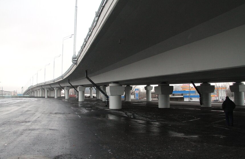 Открыто движение по путепроводу в районе Рябиновой улицы 15 фото