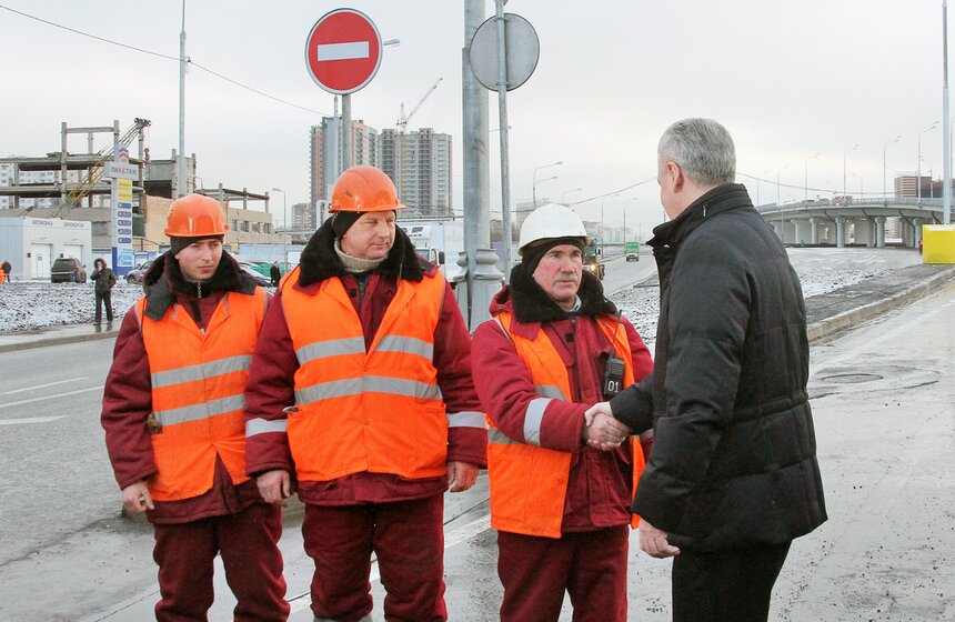 Открыто движение по путепроводу в районе Рябиновой улицы 10 фото