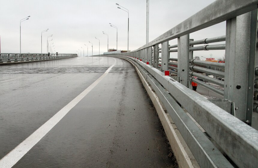 Открыто движение по путепроводу в районе Рябиновой улицы 6 фото