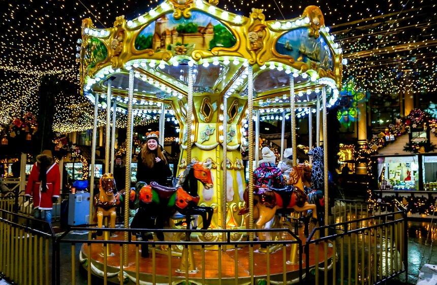 В ожидании Нового года: предпраздничная столица в фотографиях 18 фото