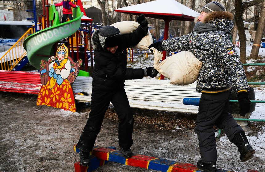 "Каскадерская Елка" в стилистике Толкиена 11 фото
