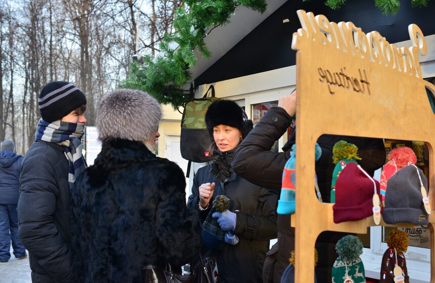 Как отмечают новогодние праздники в парке "Сокольники" 18 фото