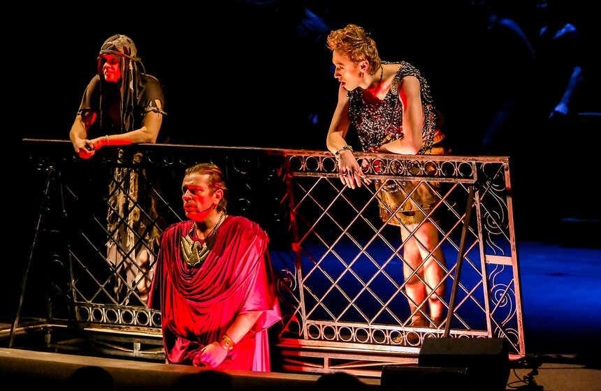 Тысячный показ спектакля "Иисус Христос – суперзвезда" 30 фото