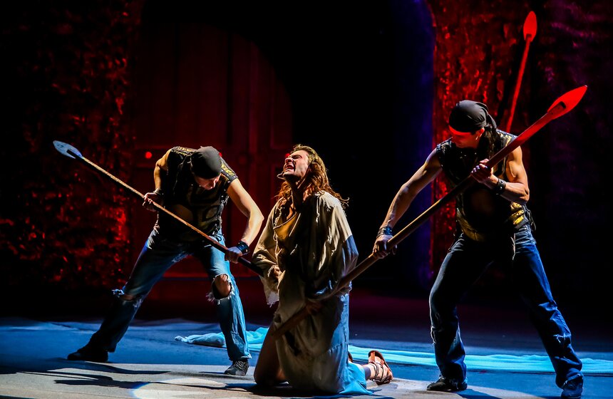 Тысячный показ спектакля "Иисус Христос – суперзвезда" 23 фото