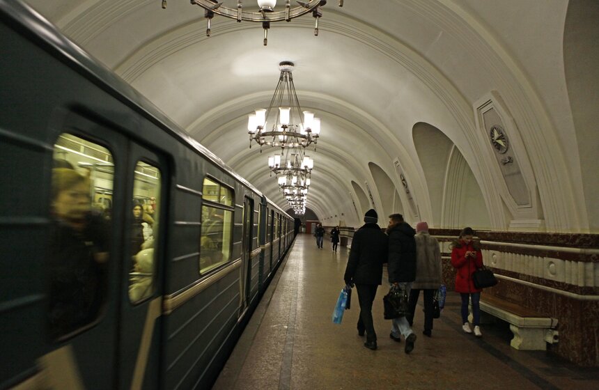 Станцию метро "Фрунзенская" закроют на реконструкцию 10 фото