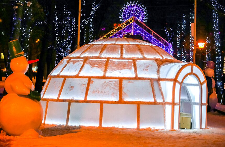 Как город готовится к фестивалю "Путешествие в Рождество" 13 фото