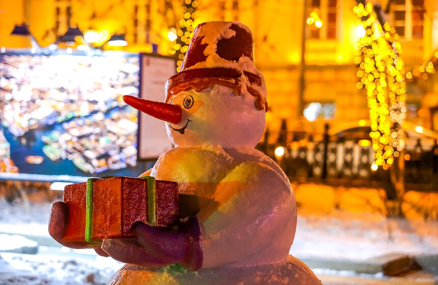 Как город готовится к фестивалю "Путешествие в Рождество" 11 фото