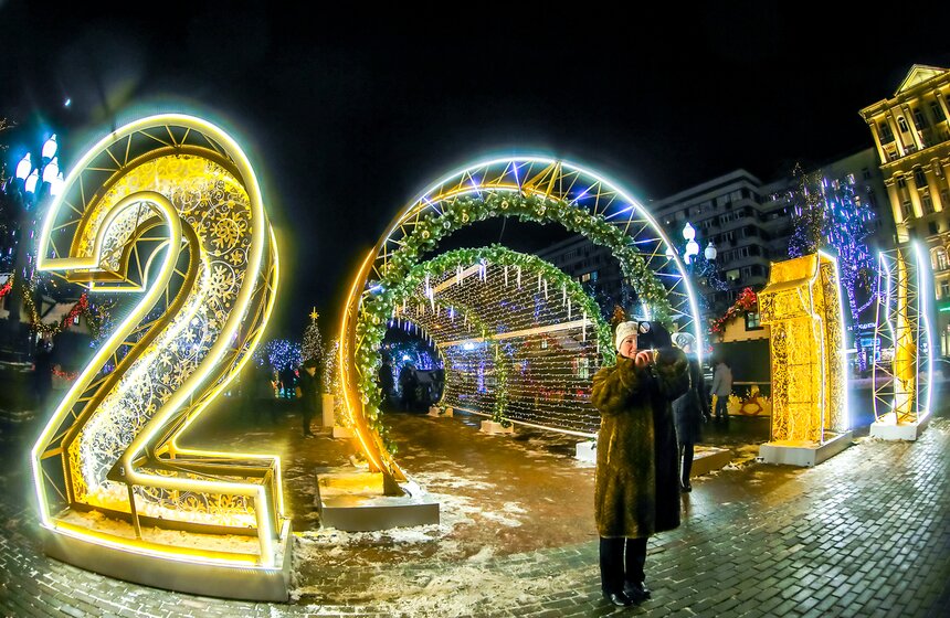 Как город готовится к фестивалю "Путешествие в Рождество" 1 фото