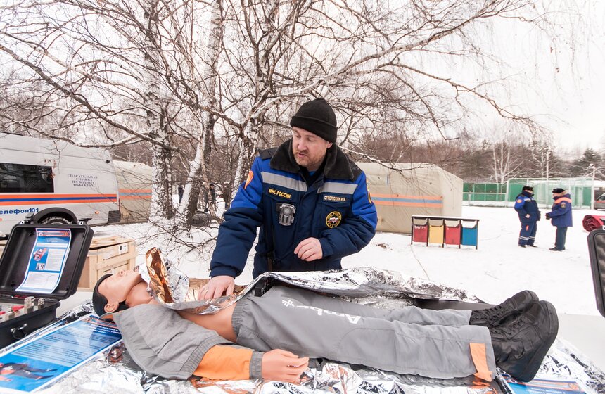 Как обеспечивается безопасность людей на воде зимой 17 фото