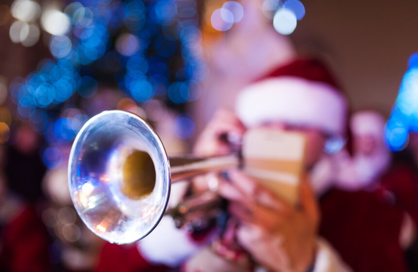 Церемония открытия Зимних дней уличных театров в столице 4 фото