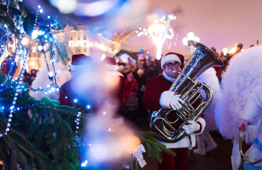 Церемония открытия Зимних дней уличных театров в столице 12 фото