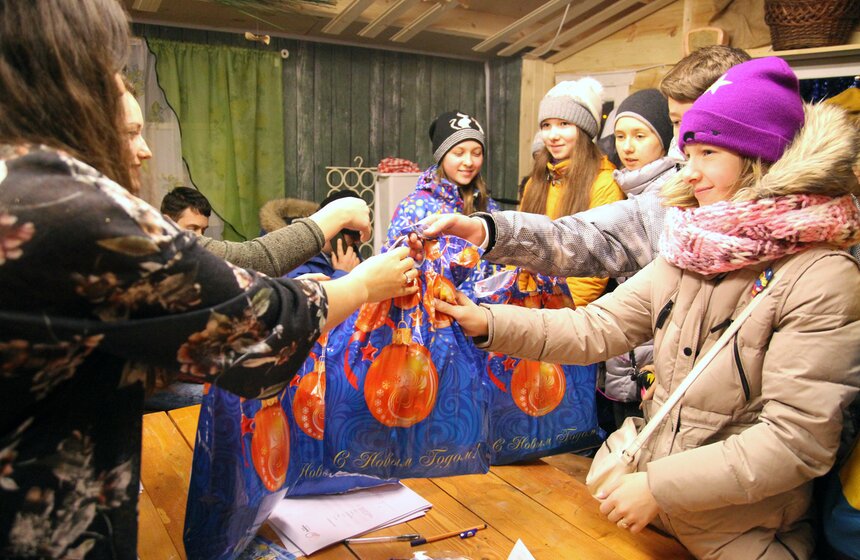 Москва Медиа провела благотворительную акцию "Домик Добра" 15 фото