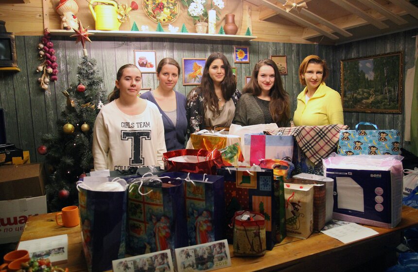 Москва Медиа провела благотворительную акцию "Домик Добра" 22 фото