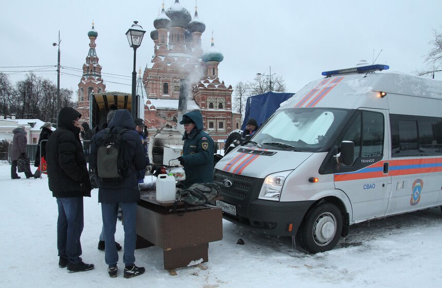 Крещенские купания в Останкинском пруду 8 фото