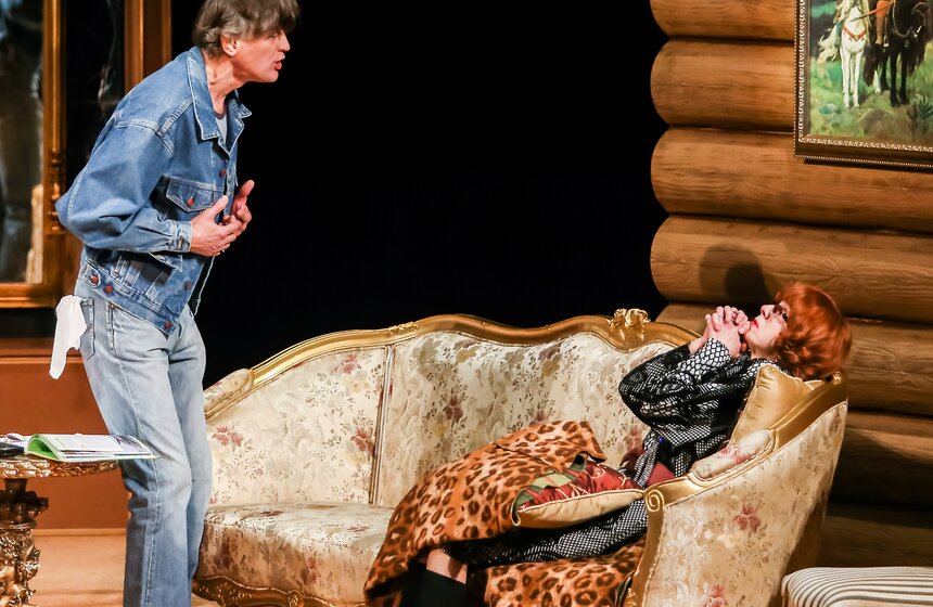 Новый спектакль Павла Хомского "Энергичные люди" 12 фото