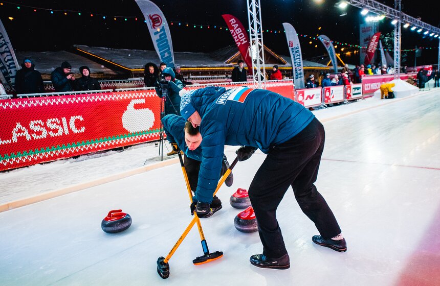Состоялся этап мирового турнира по керлингу CCT Moscow Classic 16 фото
