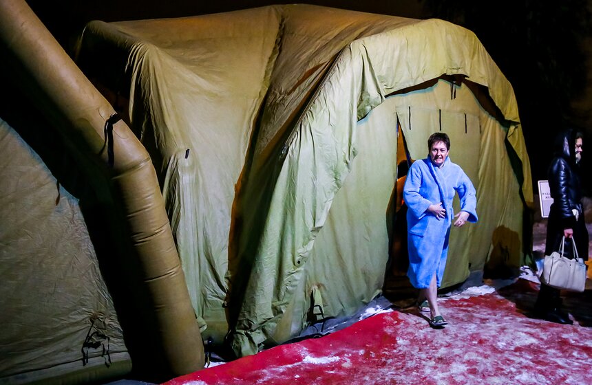 Крещенские купания в Воронцовском парке 20 фото