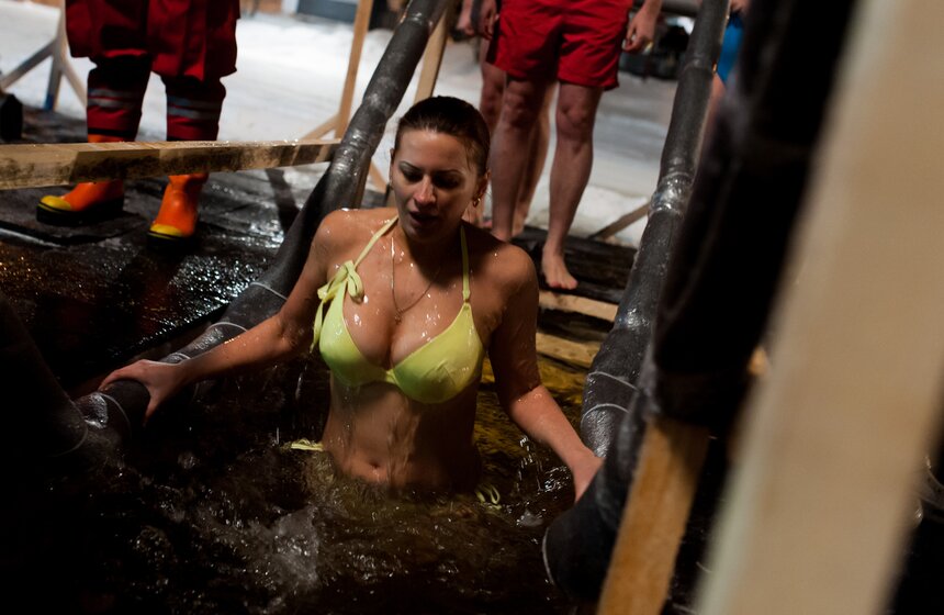 Крещенские купания в парке "Сокольники" 11 фото