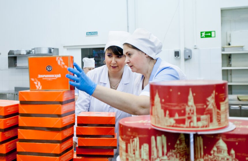 Как готовят главный торт Москвы 23 фото