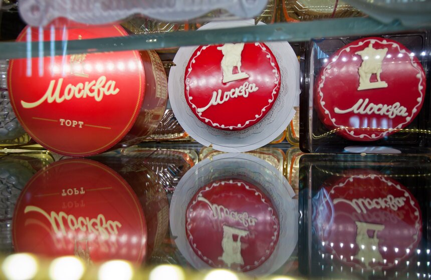 Как готовят главный торт Москвы 27 фото