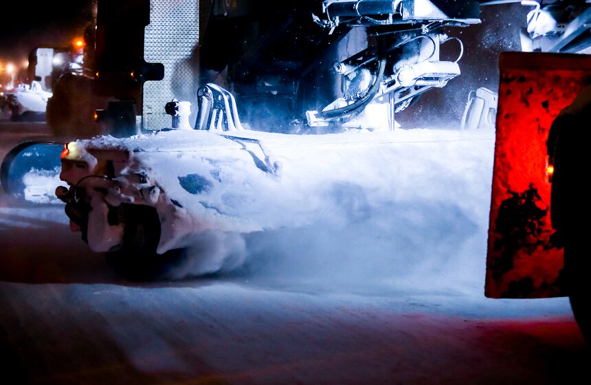 Как обслуживают самый большой пассажирский самолет в Домодедове 6 фото