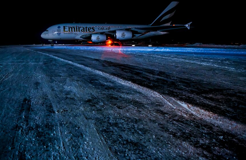 Как обслуживают самый большой пассажирский самолет в Домодедове 25 фото