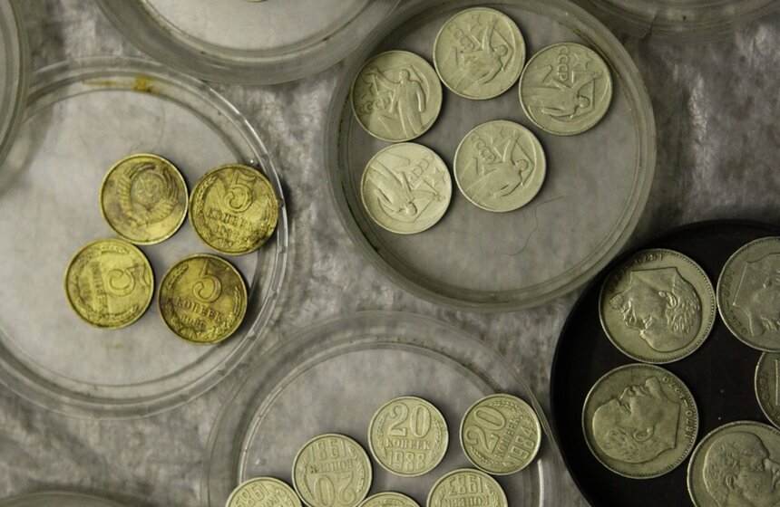 В Музее Москвы организовали зимний блошиный рынок 20 фото