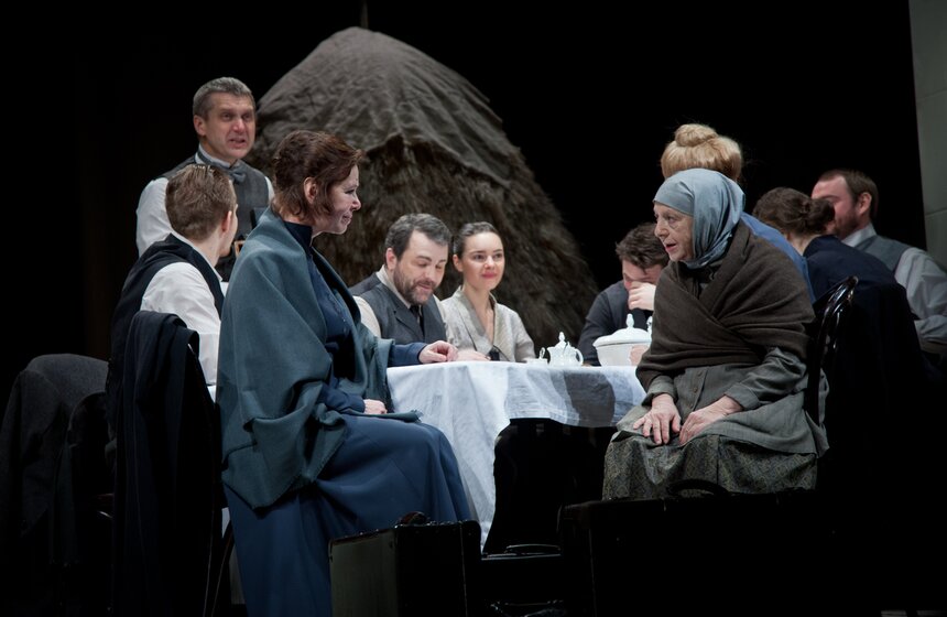 Театр имени Маяковского поставил пьесу о Льве Толстом 36 фото