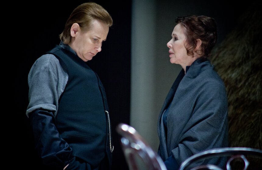 Театр имени Маяковского поставил пьесу о Льве Толстом 14 фото