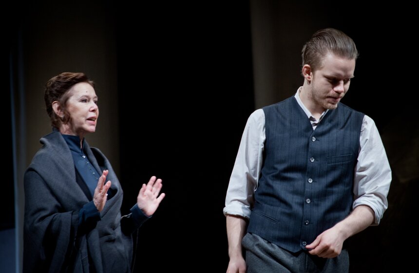 Театр имени Маяковского поставил пьесу о Льве Толстом 7 фото