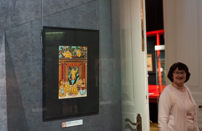 Открылась выставка "Под знаком огненной обезьяны" 8 фото