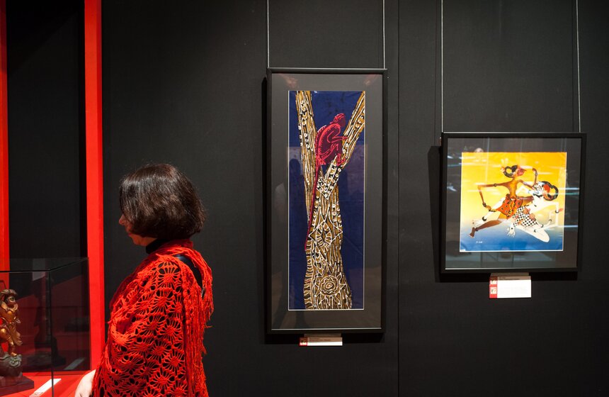 Открылась выставка "Под знаком огненной обезьяны" 23 фото