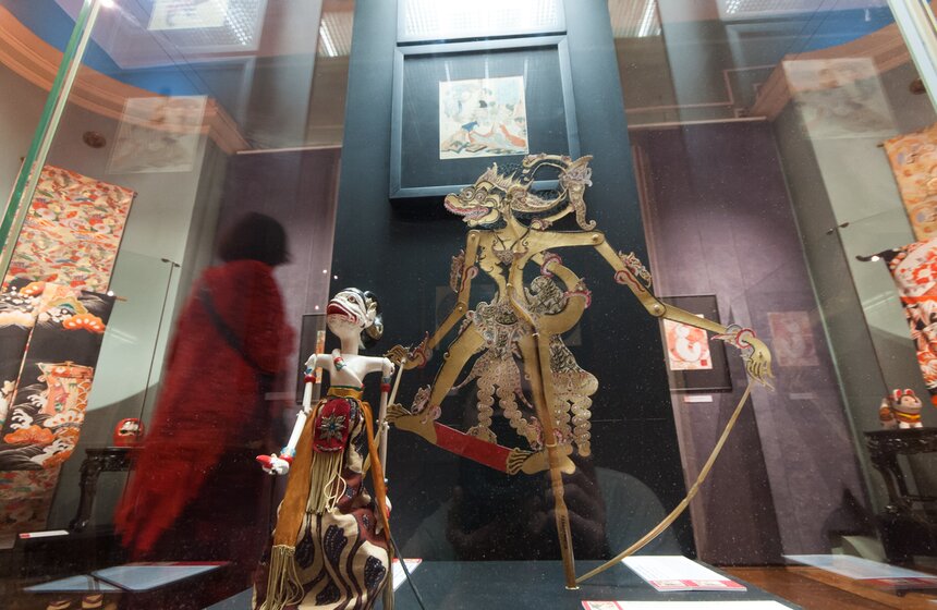 Открылась выставка "Под знаком огненной обезьяны" 22 фото