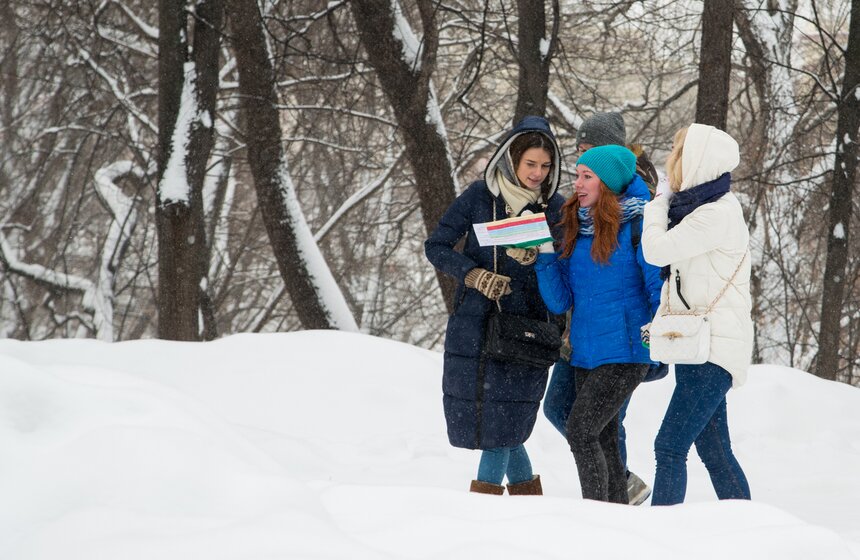 В Москве прошел квест "Студенческий переполох в Нескучном саду" 9 фото